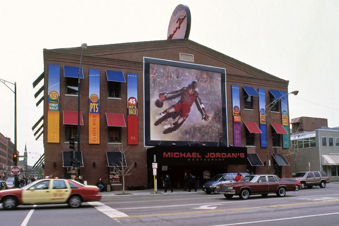 Michael Jordan mural