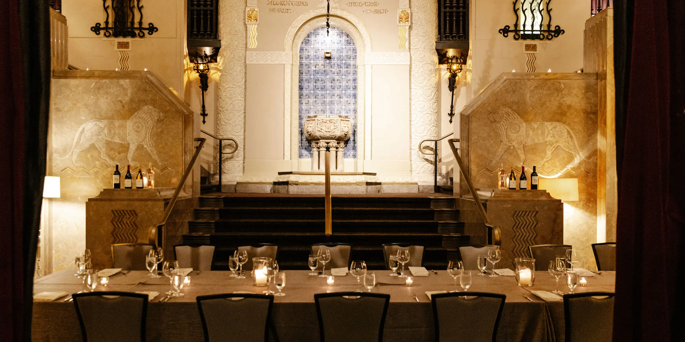 Private Dining Space at Michael Jordan's Steakhouse in Chicago - desktop version