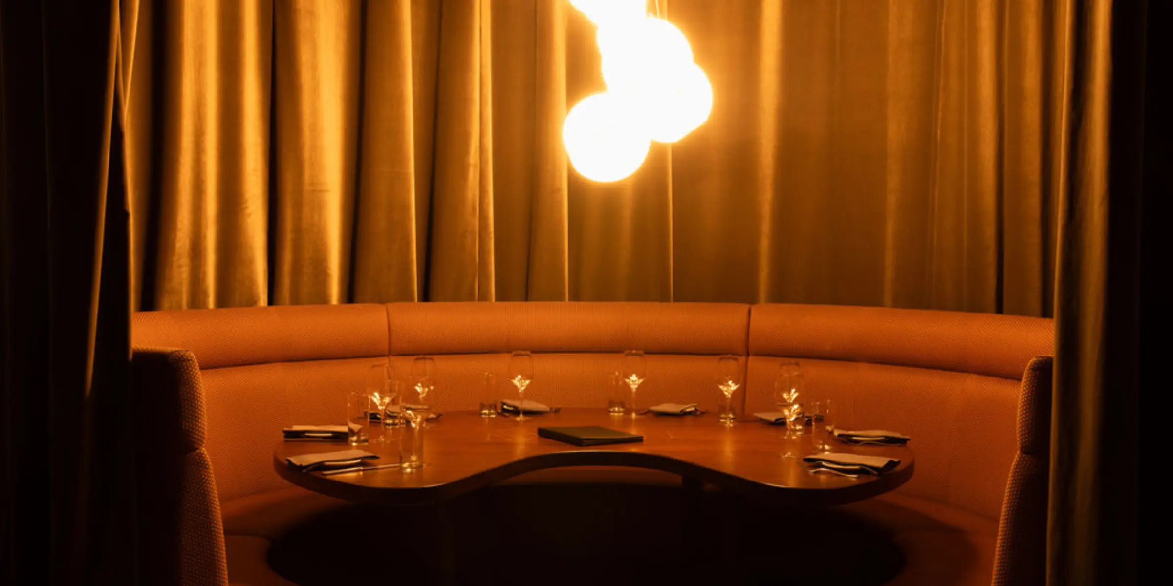 Booth 23 Michael Jordan's Steak House Connecticut - desktop version